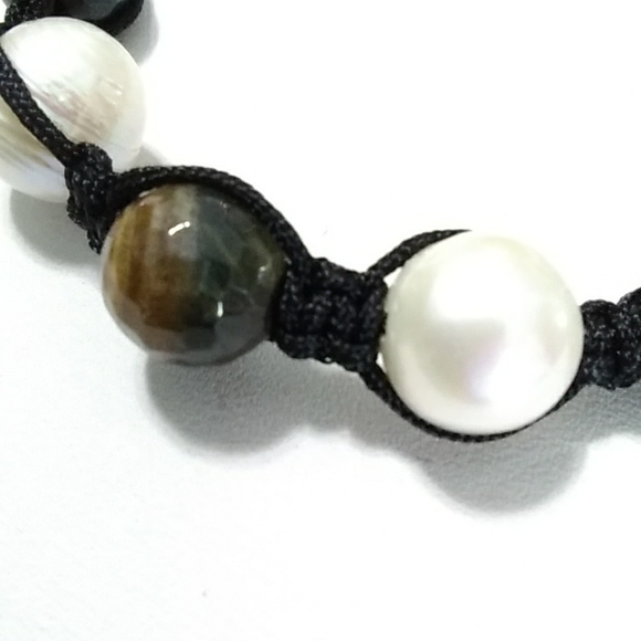 Pearl and Tiger's Eye Shamballa Bracelet - Picture 2 of 2